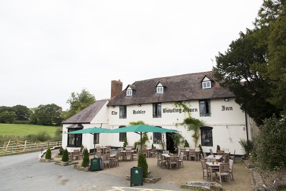 Hadley Bowling Green Inn, Birmingham Hadley Bowling Green Inn, Birmingham