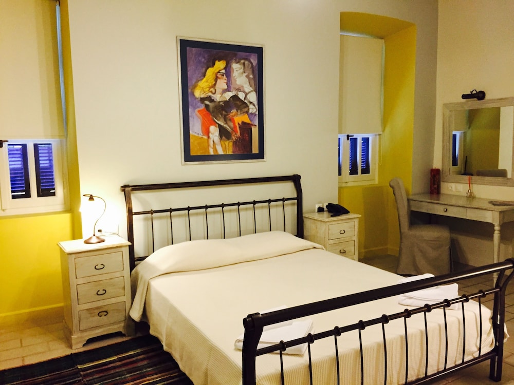 Arethousa Hotel, Pyrgos Arethousa Hotel, Pyrgos