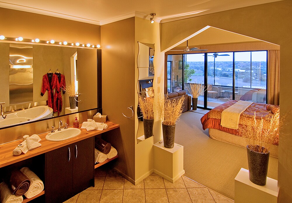Riverview Rise Retreats, Adelaide Riverview Rise Retreats, Adelaide