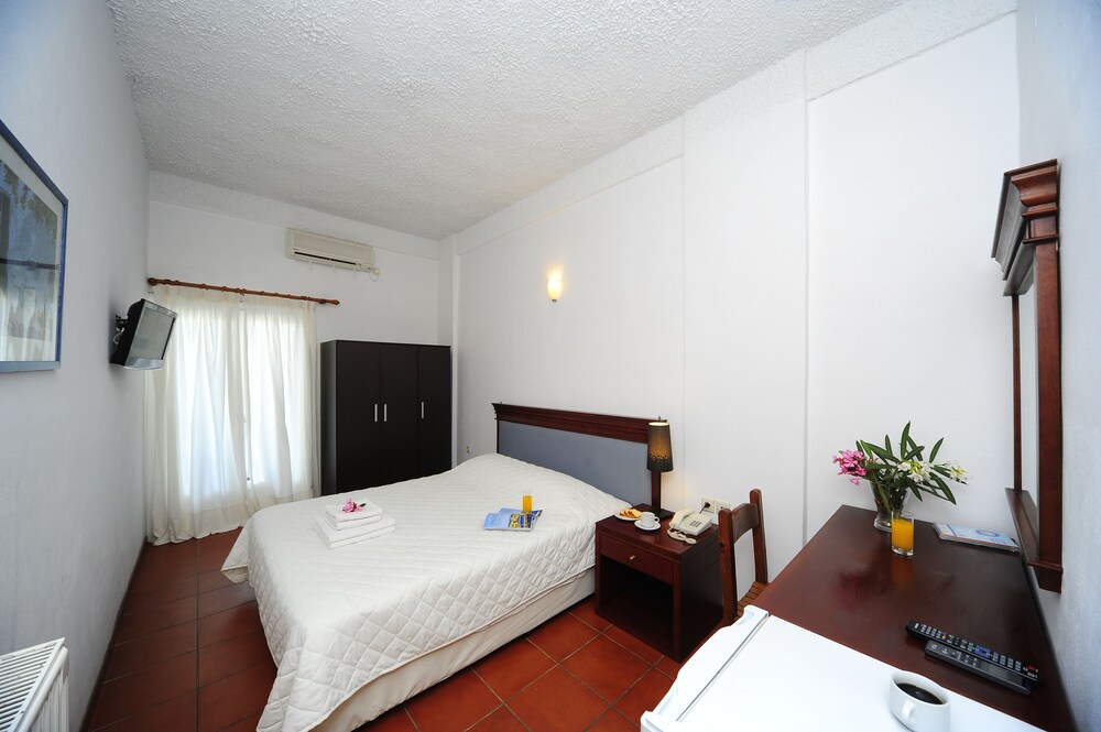 Hotel Solaris, Santorini Hotel Solaris, Santorini