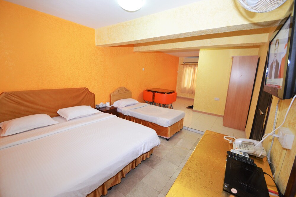 Sur Hotel, Sur Sur Hotel, Sur