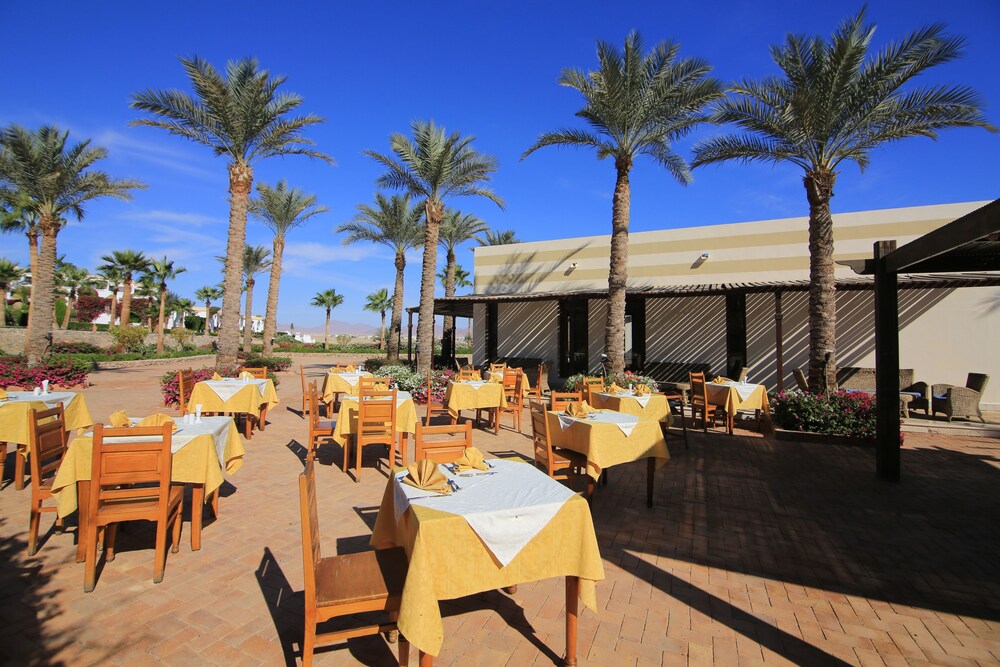 Club Reef Resort, Sharm el-Sheikh Club Reef Resort, Sharm el-Sheikh