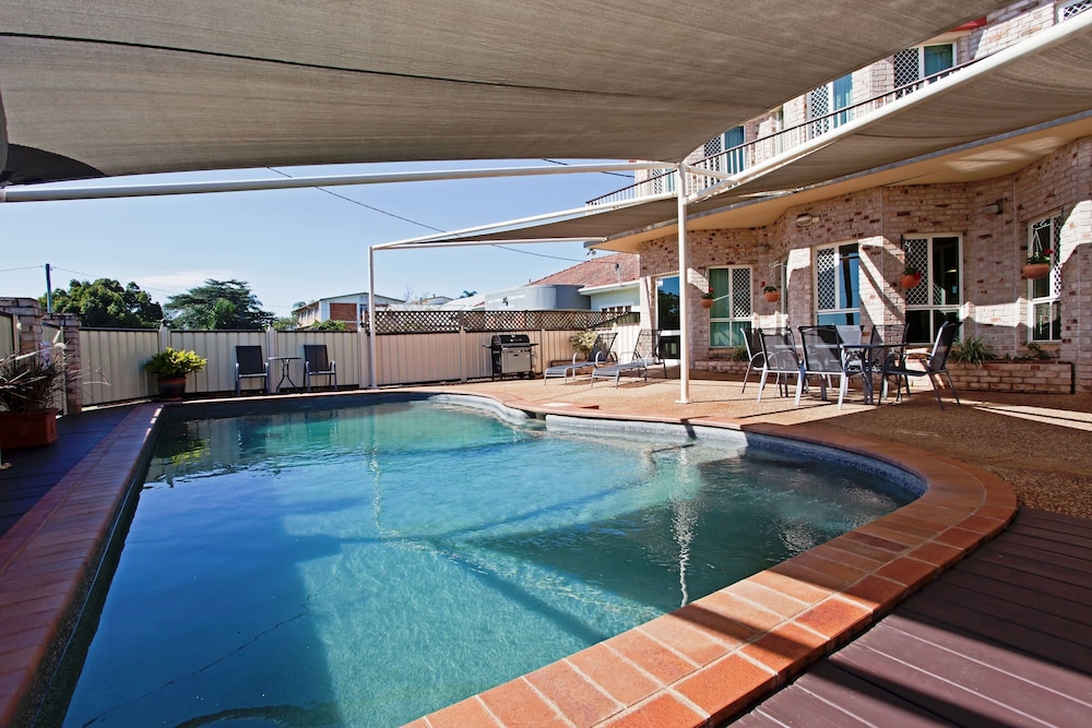 Highlander Motor Inn & Apartments, Toowoomba Highlander Motor Inn & Apartments, Toowoomba