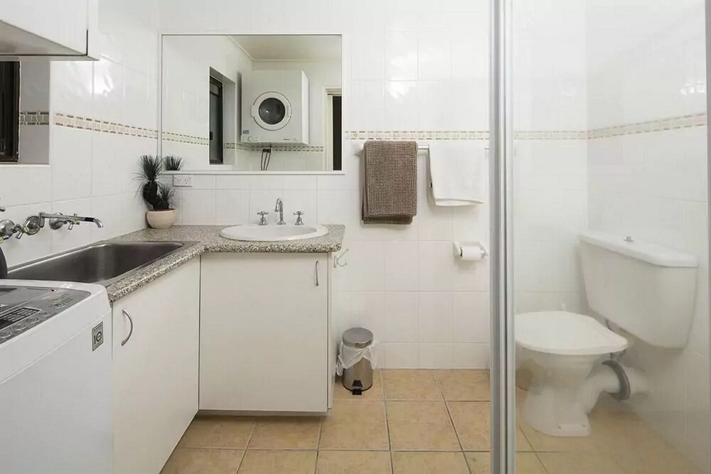Burleigh Palms Holiday Apartments, Gold Coast Burleigh Palms Holiday Apartments, Gold Coast