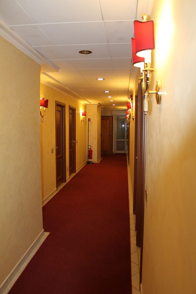 Hotel Vitti, Rome Hotel Vitti, Rome