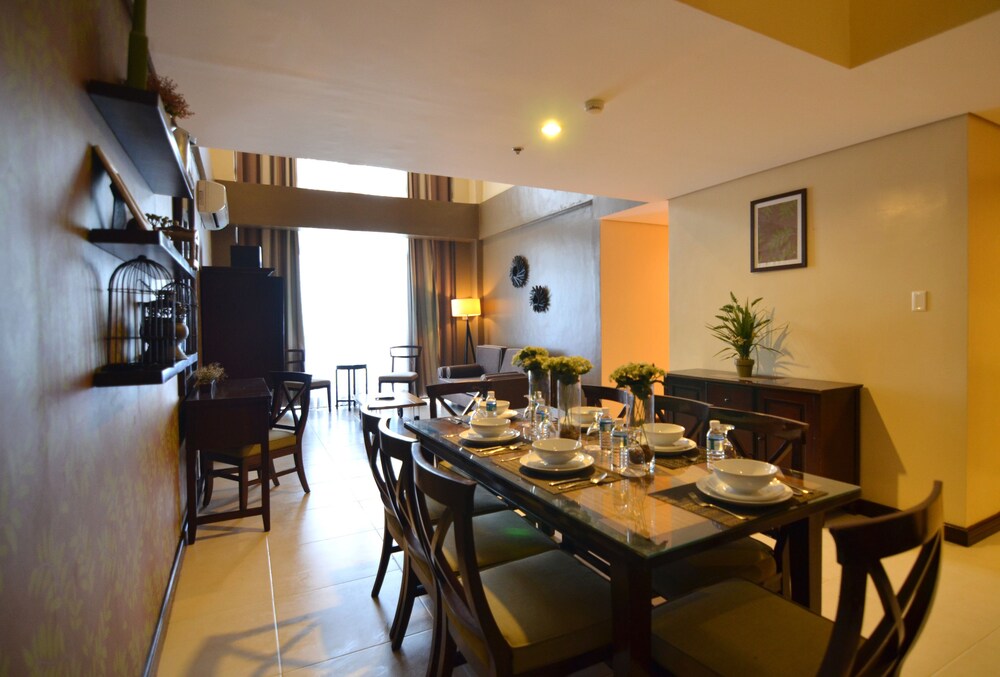 Crosswinds Resort Suites, Tagaytay Crosswinds Resort Suites, Tagaytay