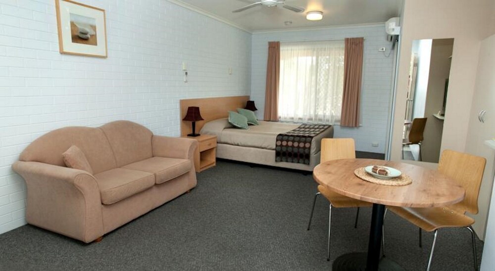 Byron Motor Lodge Motel, Byron Bay Byron Motor Lodge Motel, Byron Bay