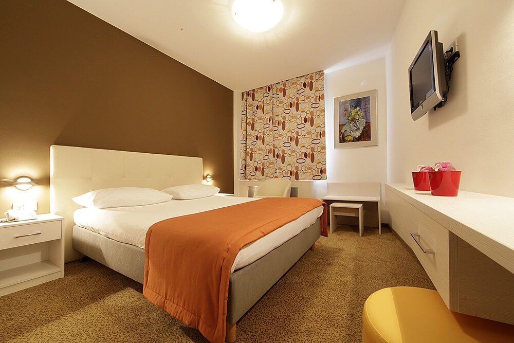 Hotel Jadran, Zagreb Hotel Jadran, Zagreb