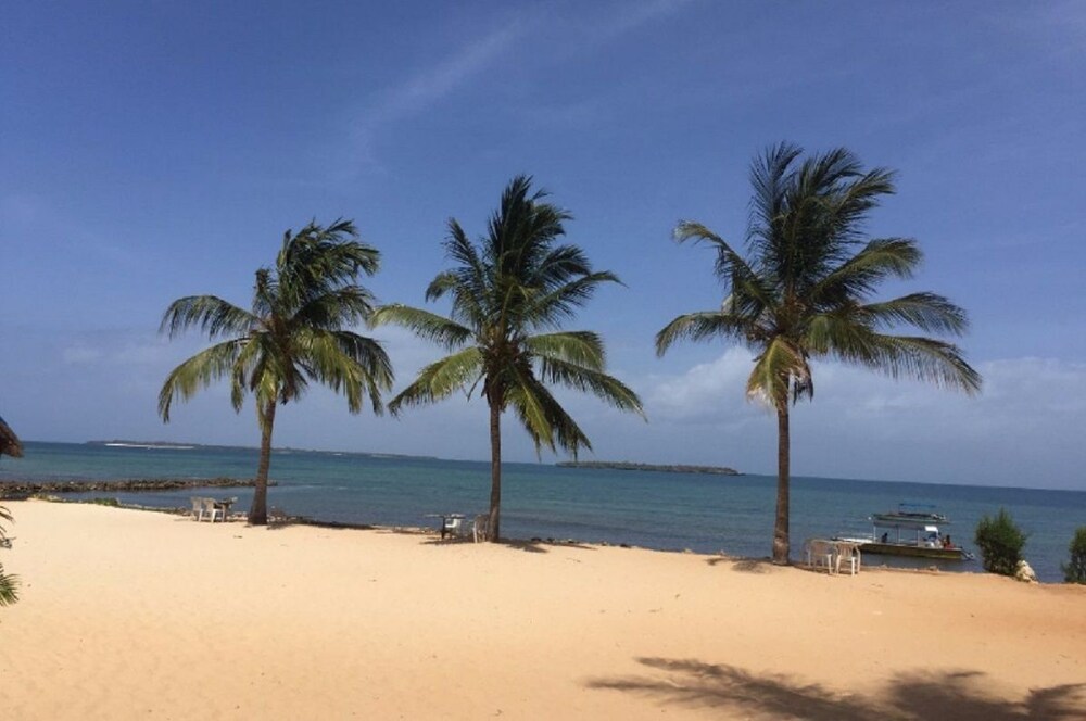 The Beach Comber Hotel & Resort, Dar-Es-Salaam The Beach Comber Hotel & Resort, Dar-Es-Salaam