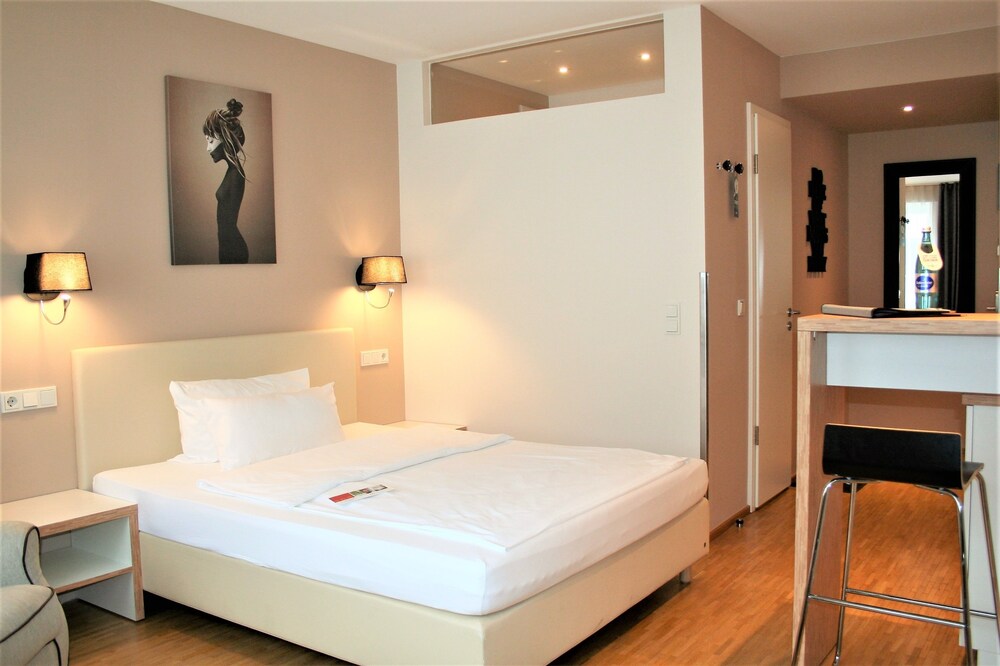 Zeitwohnhaus Suite Hotel & Serviced Apartments, Erlangen Zeitwohnhaus Suite Hotel & Serviced Apartments, Erlangen