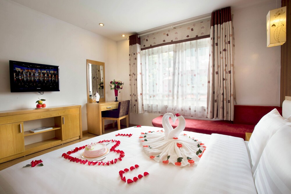 Tu Linh Palace Hotel, Ha Noi Tu Linh Palace Hotel, Ha Noi