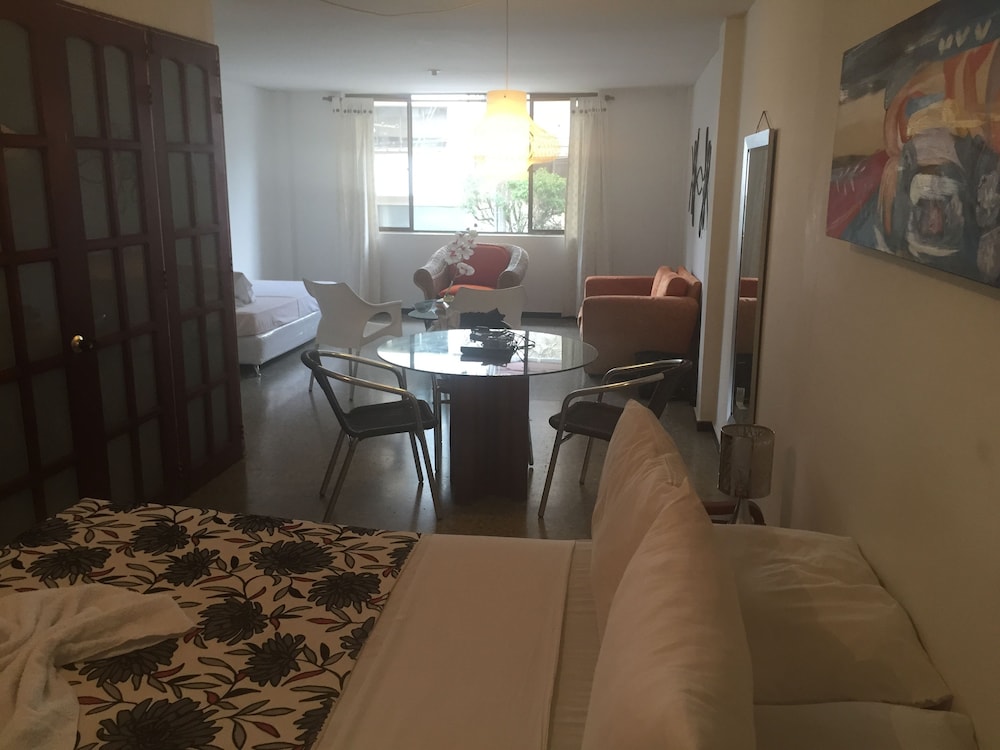Martin Aparta Suite, Cali Martin Aparta Suite, Cali