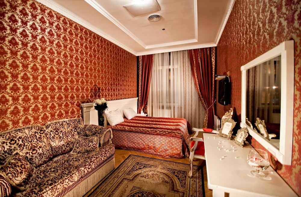 Royal Hotel De Paris, Kiev Royal Hotel De Paris, Kiev