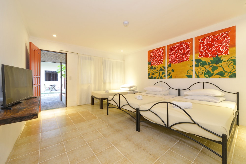 The Lazy Dog Bed & Breakfast, Boracay The Lazy Dog Bed & Breakfast, Boracay