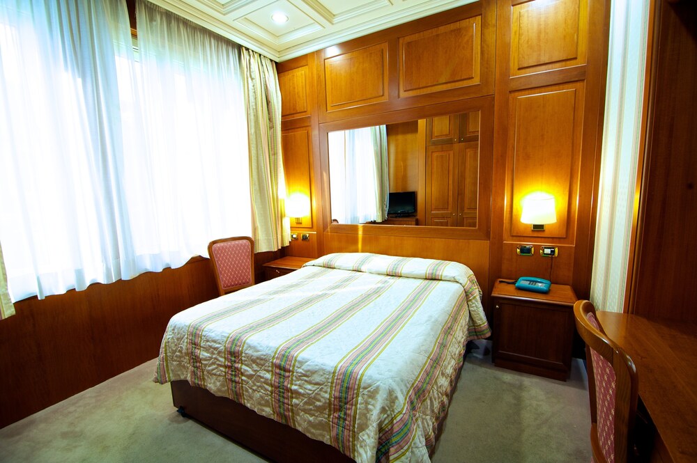 Hotel Dock Suites Rome Hotel Dock Suites Rome