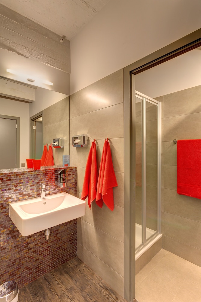 MEININGER Hotel Brussel City Center, Brussels MEININGER Hotel Brussel City Center, Brussels