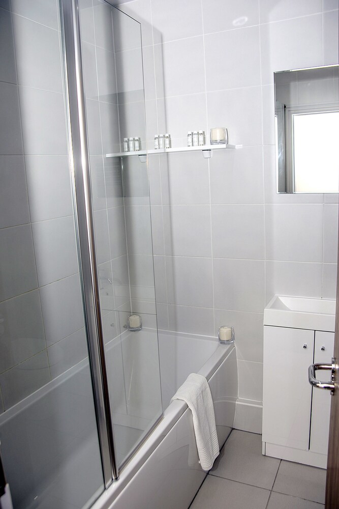 Base Serviced Apartments - City Road, Chester Base Serviced Apartments - City Road, Chester