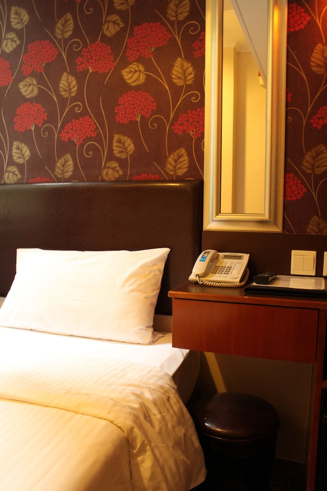 Lander Hotel Prince Edward, Hong Kong Lander Hotel Prince Edward, Hong Kong