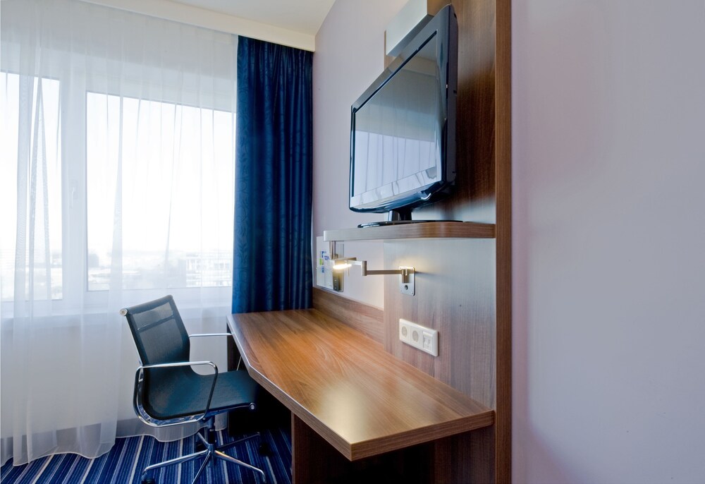 Holiday Inn Express Rotterdam - Central Station, Rotterdam Holiday Inn Express Rotterdam - Central Station, Rotterdam