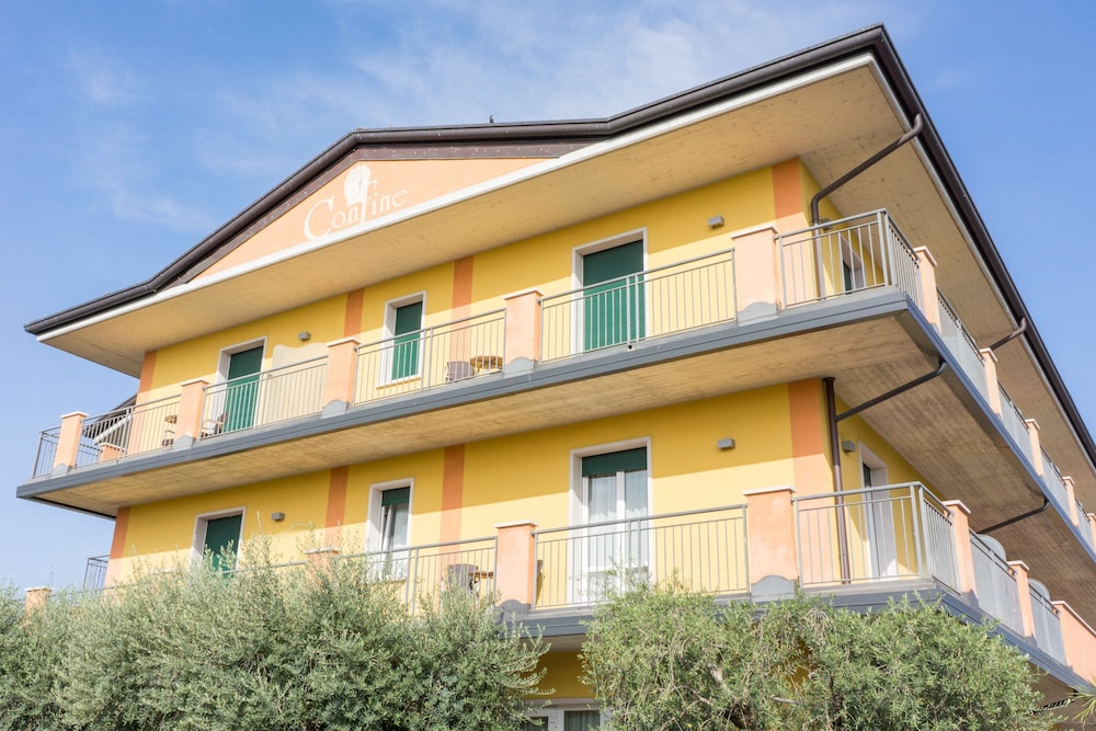 Hotel Confine, Lake Garda Hotel Confine, Lake Garda