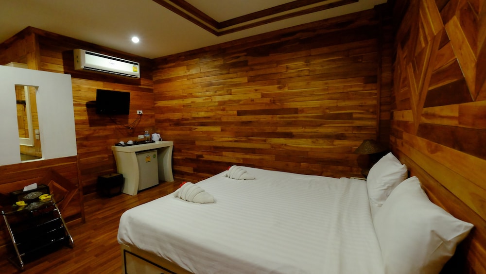 Aonang Phutawan Resort, Krabi town Aonang Phutawan Resort, Krabi town
