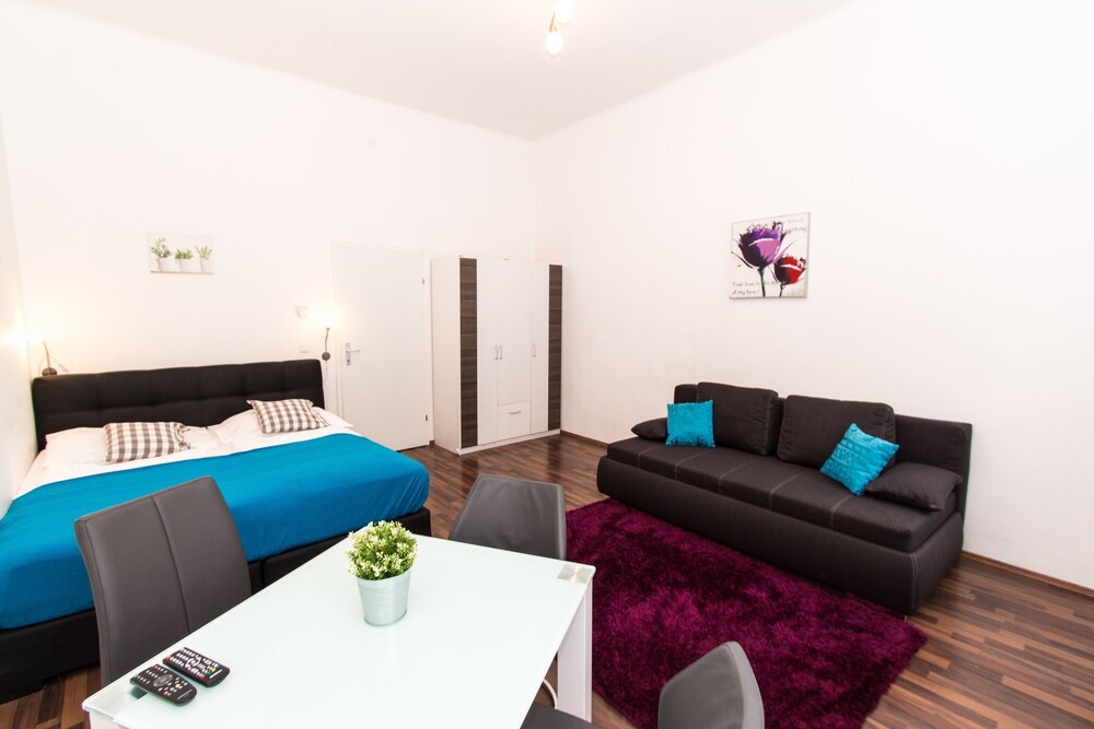 CheckVienna â?? Apartment RoÃ?auer Lände, Vienna CheckVienna â?? Apartment RoÃ?auer Lände, Vienna