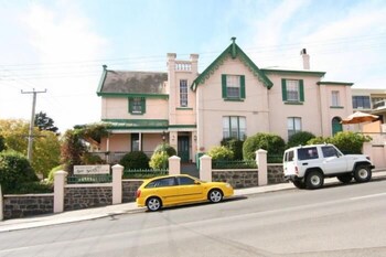 Hillview House, Launceston Hillview House, Launceston