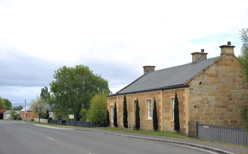 Red Feather Inn, Tasmania Red Feather Inn, Tasmania
