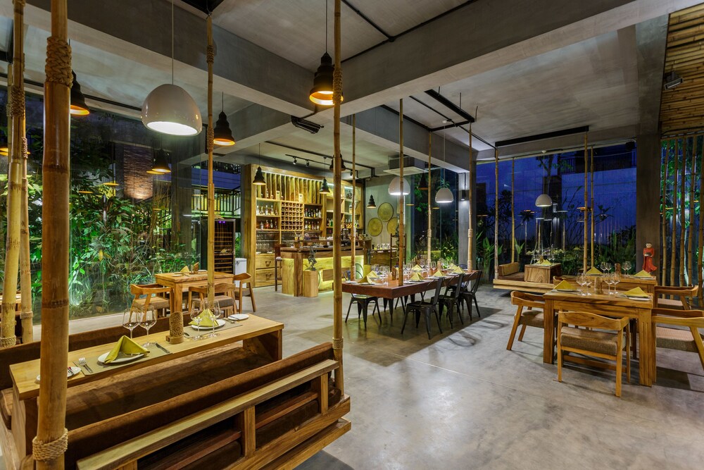 Les Bambous Luxury Hotel, Siem Reap Les Bambous Luxury Hotel, Siem Reap