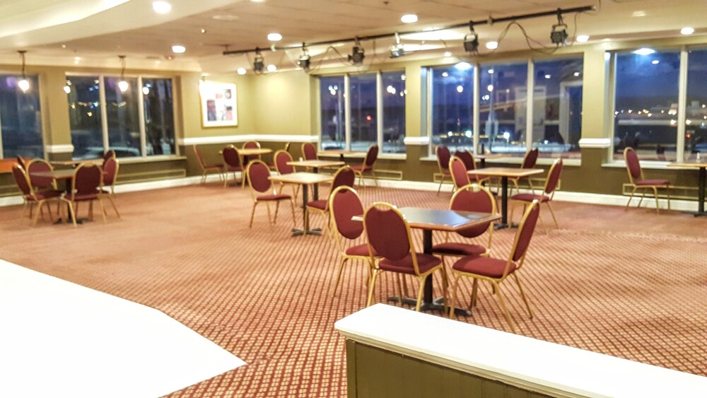 Aviator Hotel Anchorage, Anchorage Aviator Hotel Anchorage, Anchorage