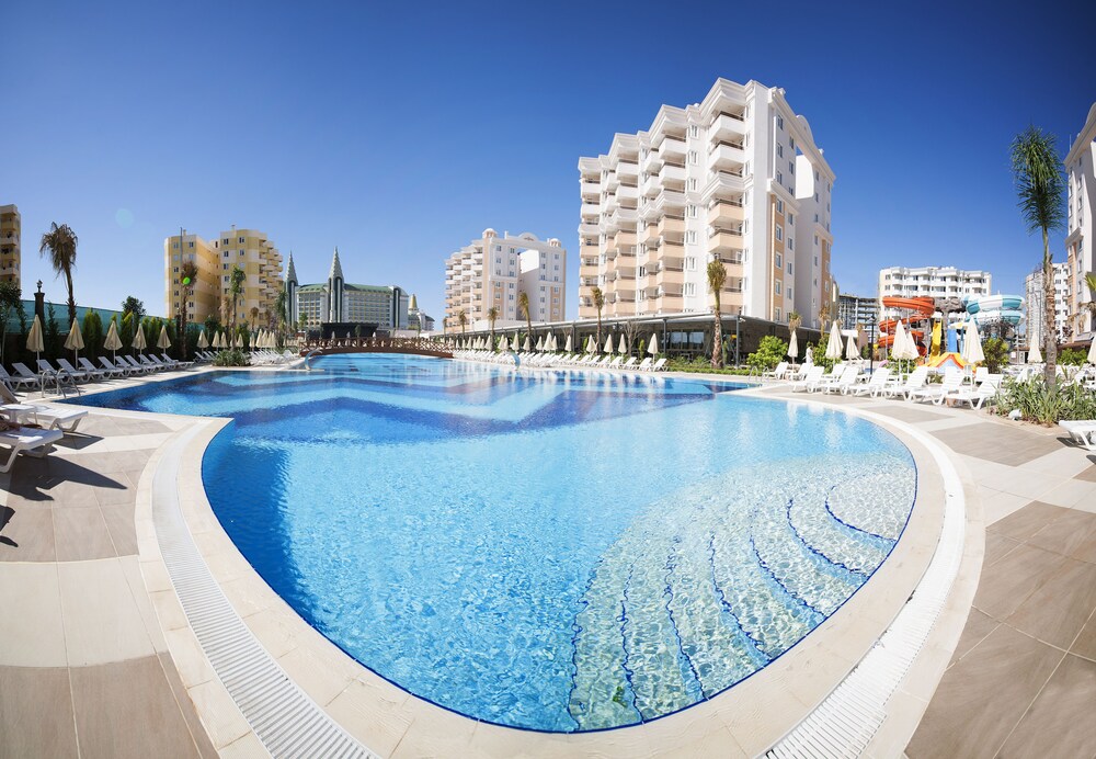 Ramada Resort Lara, Antalya Ramada Resort Lara, Antalya