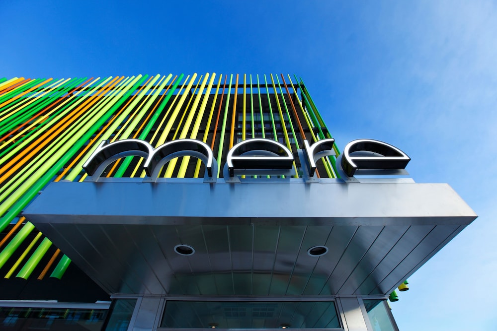 Mere Hotel, Winnipeg Mere Hotel, Winnipeg
