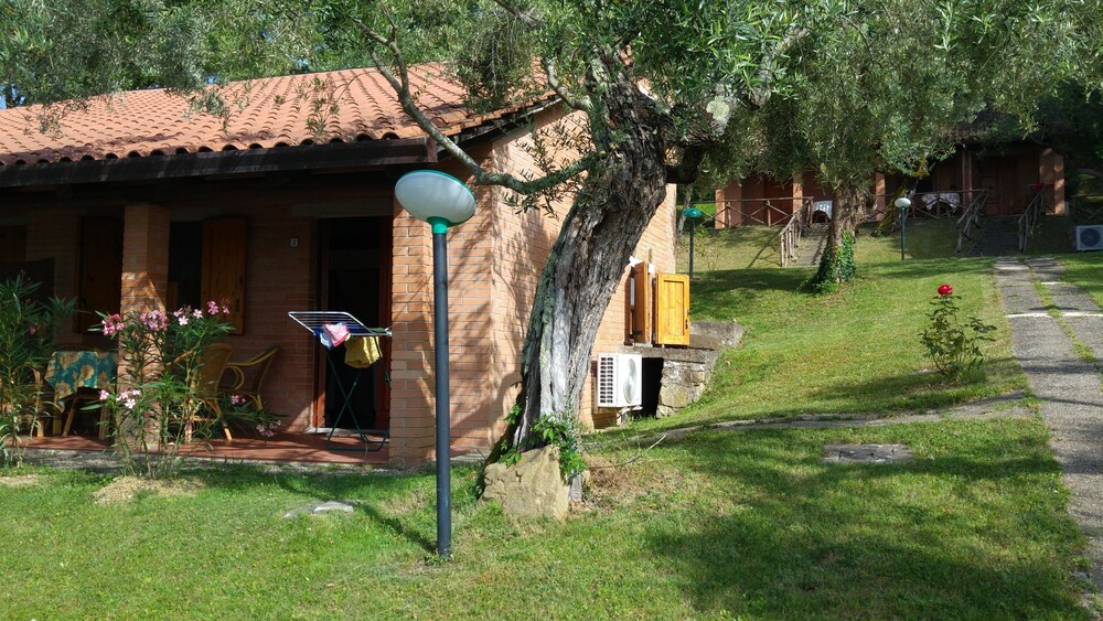 Camping Villaggio Cerquestra, Perugia Camping Villaggio Cerquestra, Perugia