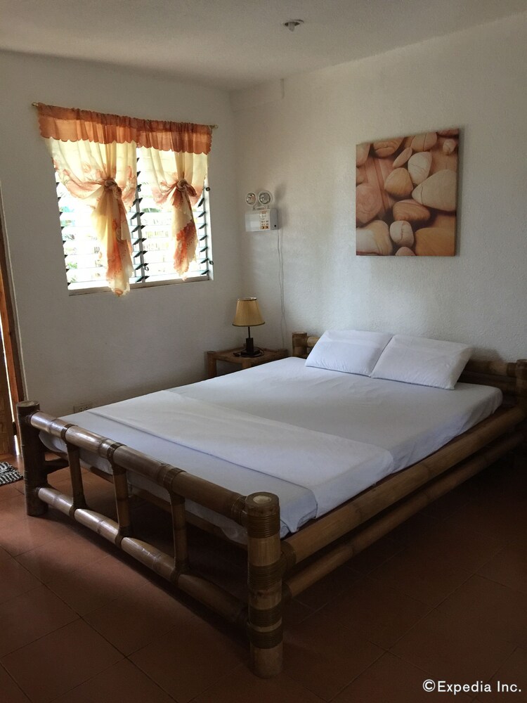 Panglao Chocolate Hills Resort, Bohol Panglao Chocolate Hills Resort, Bohol