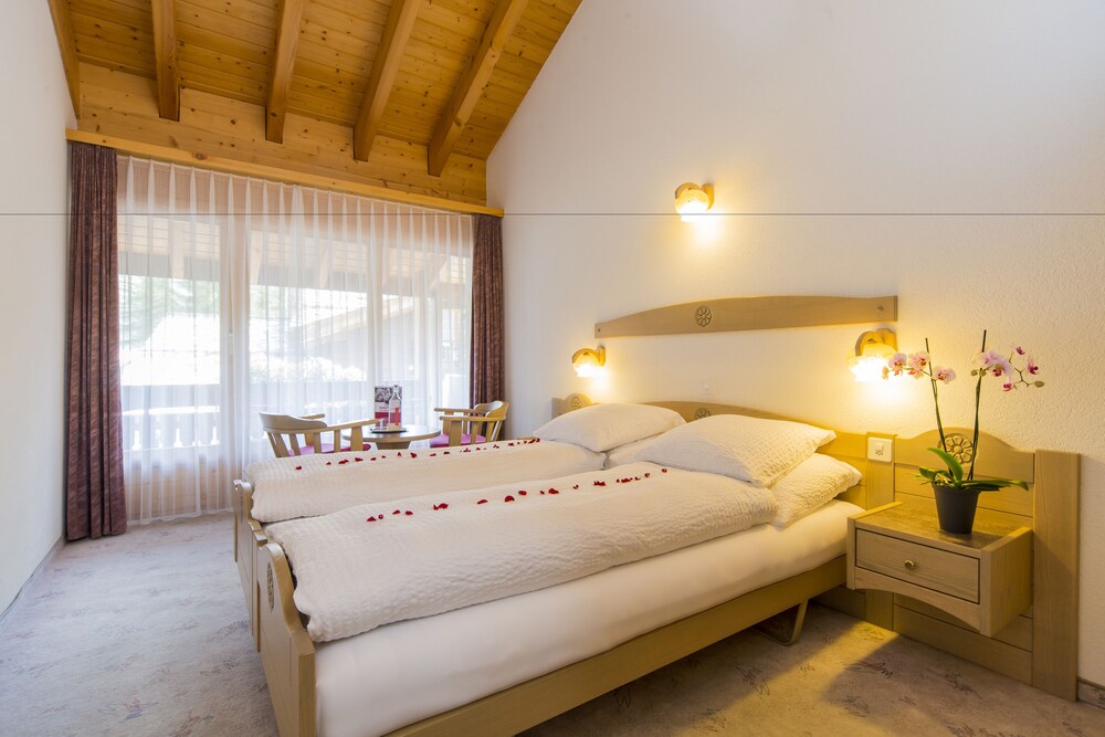 Hotel Artemis, Saas-Fee Hotel Artemis, Saas-Fee