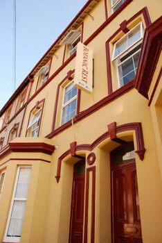 Botanic Rest Bed & Breakfast Hotel
