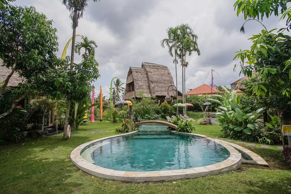 Ubud Hidden Villa Bali Price Address Reviews