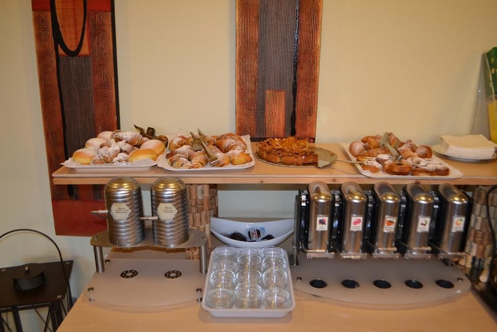 Garda Sporting Club Hotel, Lake Garda Garda Sporting Club Hotel, Lake Garda