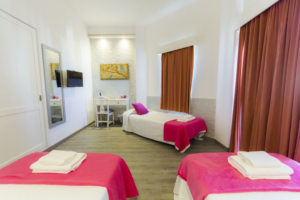 Hotel Sun Holidays, Tenerife Hotel Sun Holidays, Tenerife