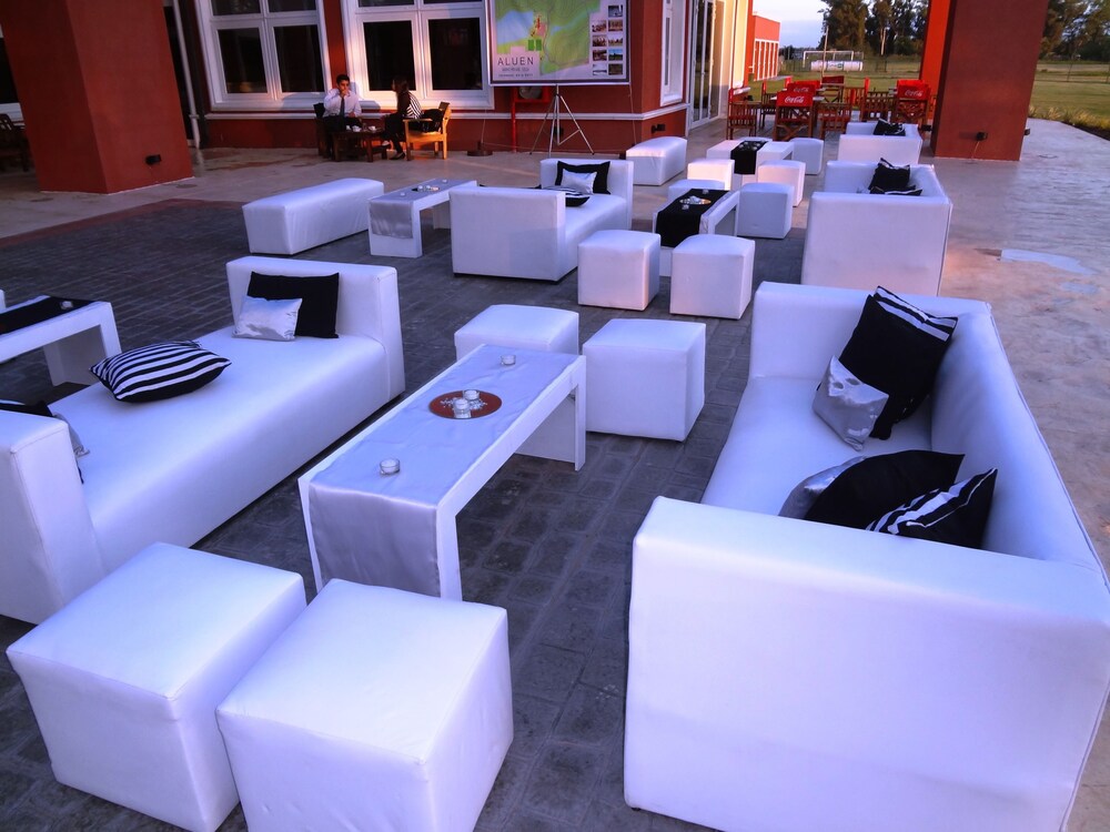 Howard Johnson Hotel Resort & Convention Center Ezeiza Howard Johnson Hotel Resort & Convention Center Ezeiza