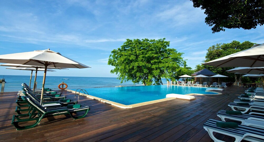 Tunamaya Beach & Spa Resort, Tioman Island Tunamaya Beach & Spa Resort, Tioman Island