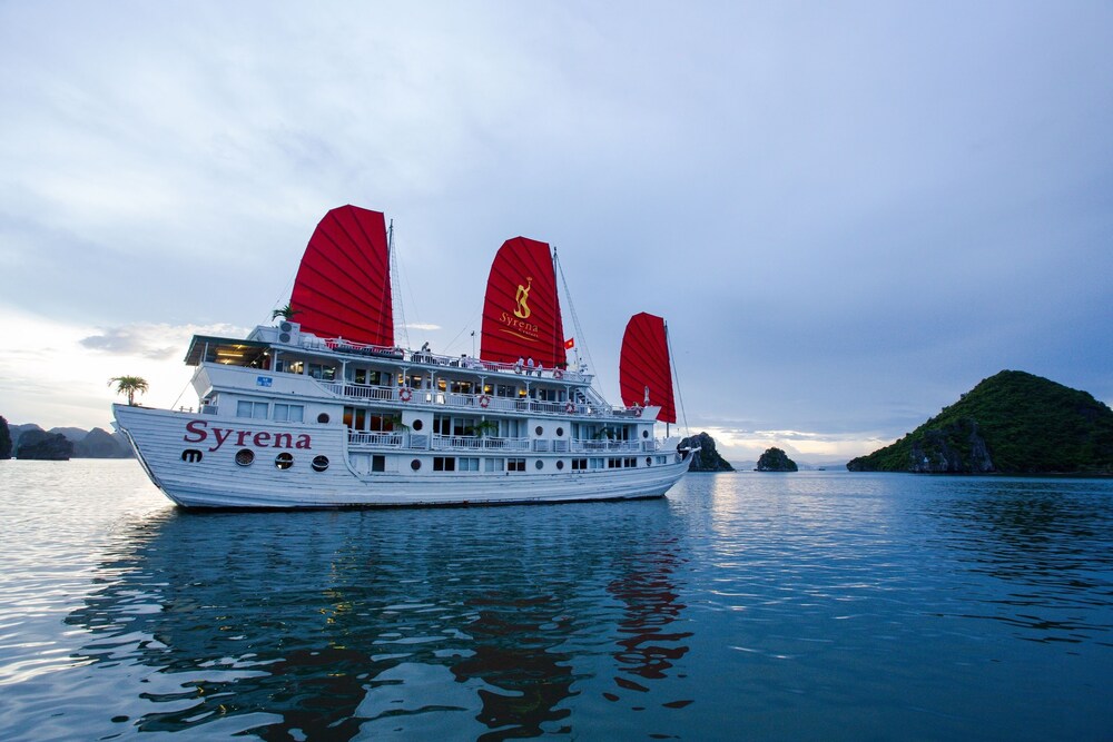Syrena Cruises, Ha Long Syrena Cruises, Ha Long