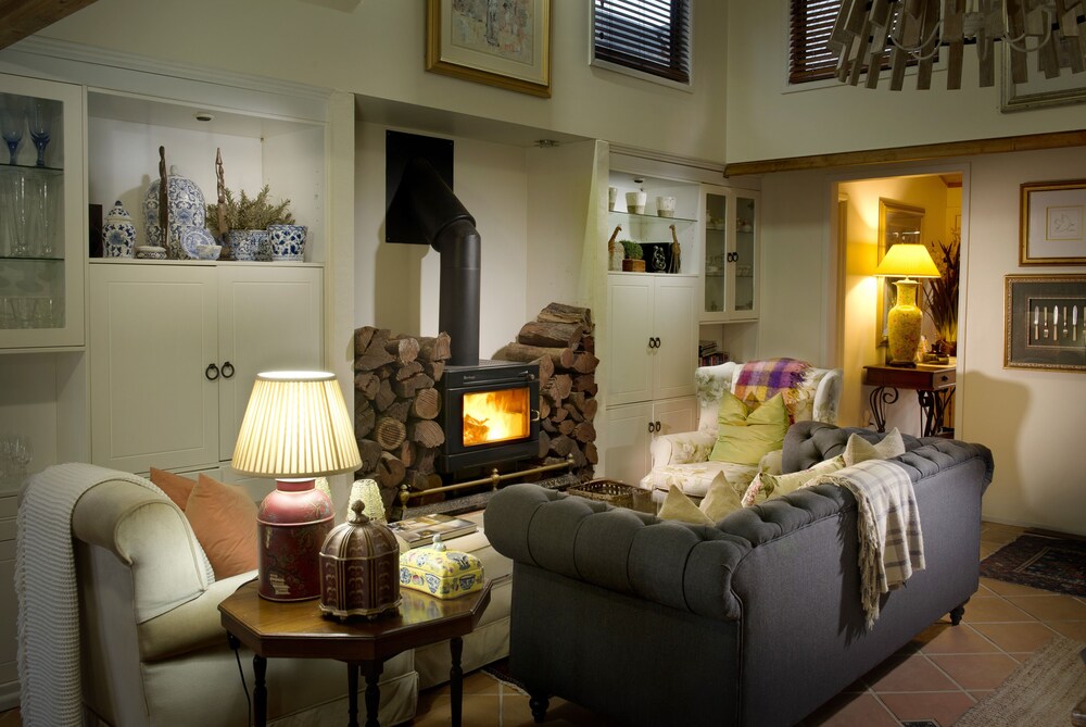 Arabella Guesthouse, Coffs Harbour Arabella Guesthouse, Coffs Harbour