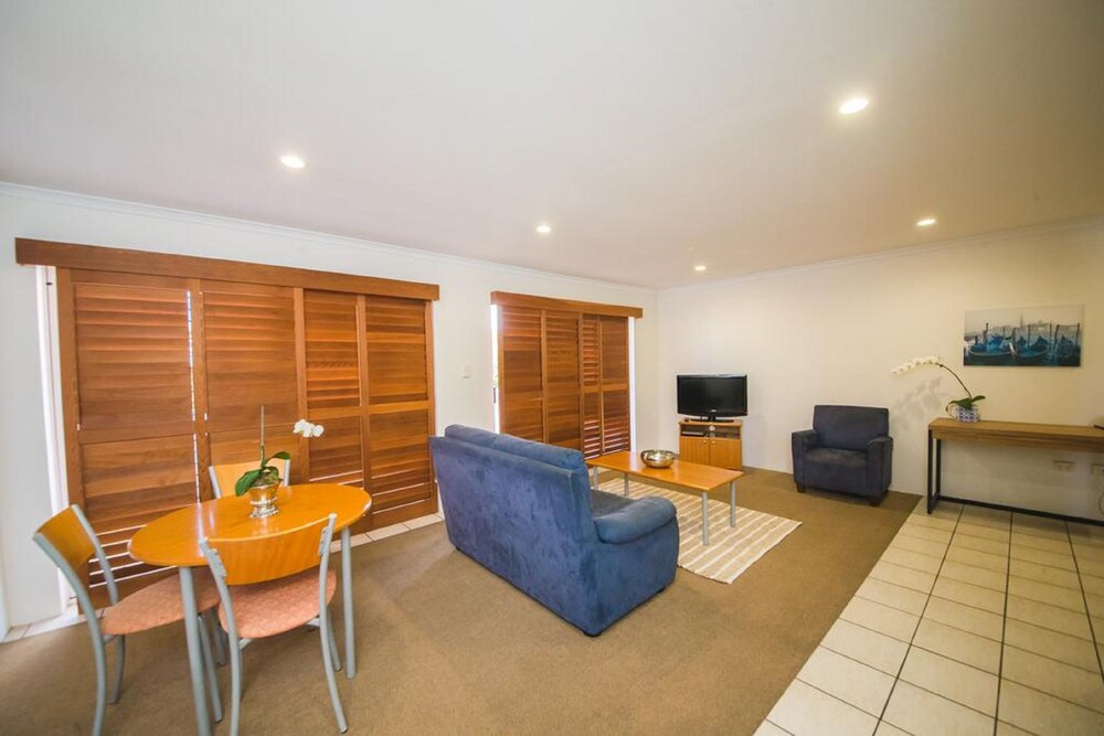 The Cosmopolitan Motel and Serviced Apartments, Rockhampton The Cosmopolitan Motel and Serviced Apartments, Rockhampton