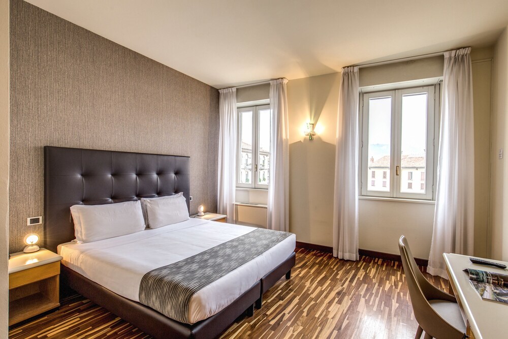 Albergo Firenze, Como Albergo Firenze, Como