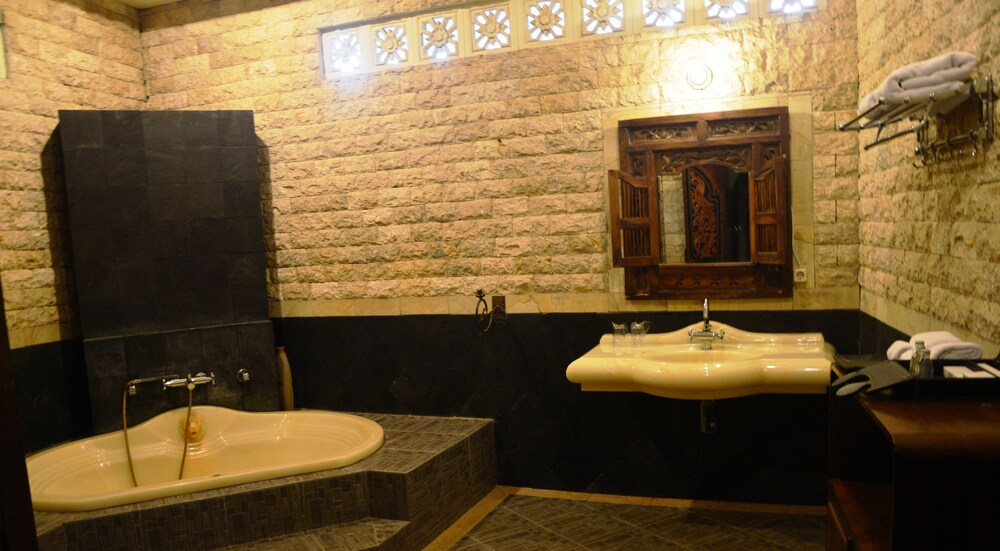 Joglo Plawang International Boutique Villa, Yogyakarta Joglo Plawang International Boutique Villa, Yogyakarta