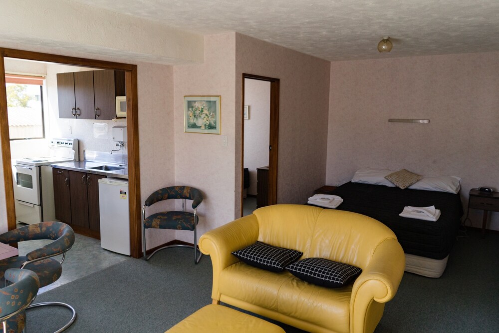 Ascot Motor Lodge, Westport Ascot Motor Lodge, Westport