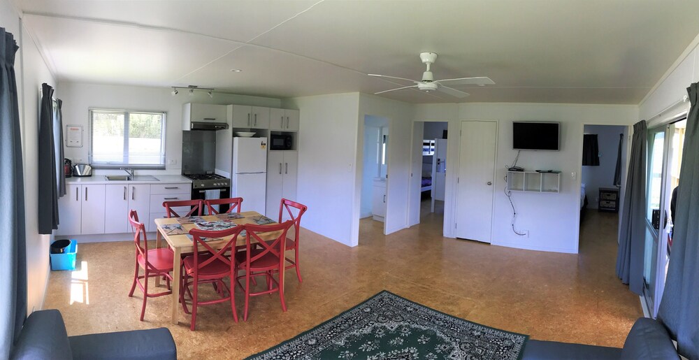 Russell-Orongo Bay Holiday Park, Bay of Islands Russell-Orongo Bay Holiday Park, Bay of Islands