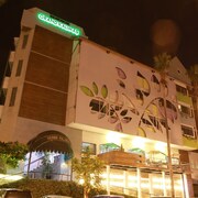 索飛安卡里瑪斯大飯店