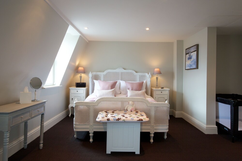 Halcyon Apartments, Bath Halcyon Apartments, Bath